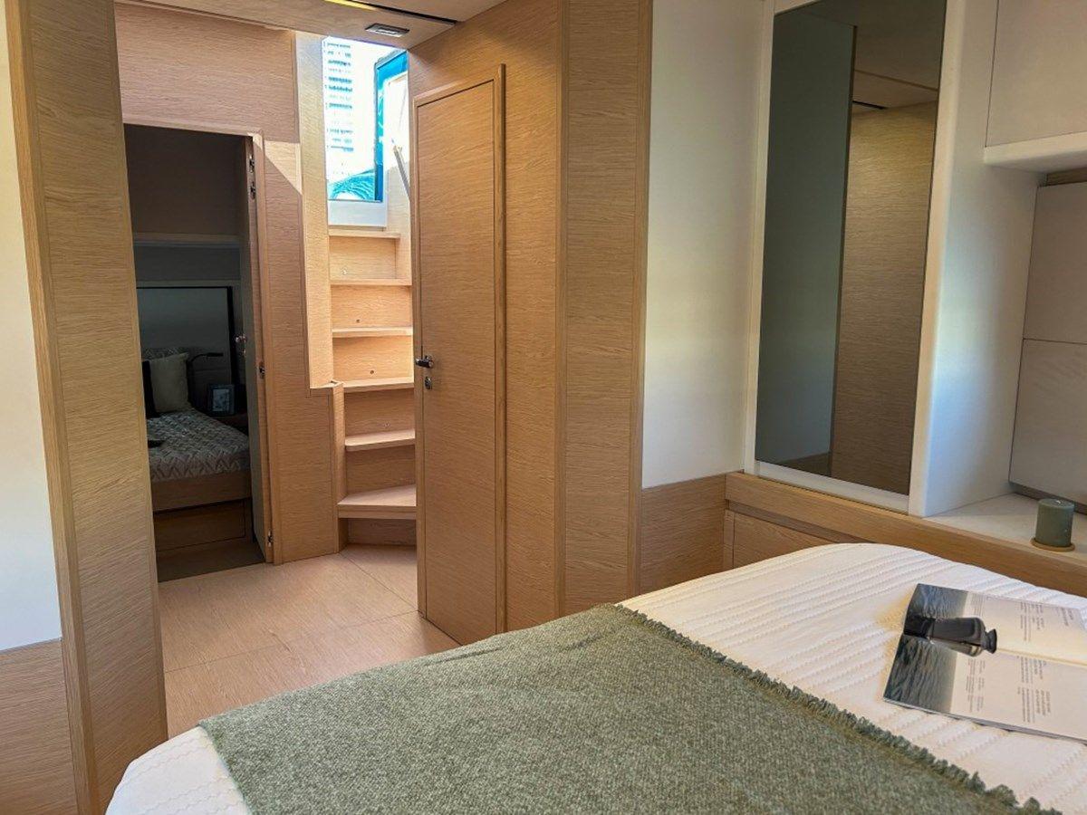 Buy a 2024 NEW 52 OPEN SOLARIS POWER 2024 at Shestakov Yacht Sales