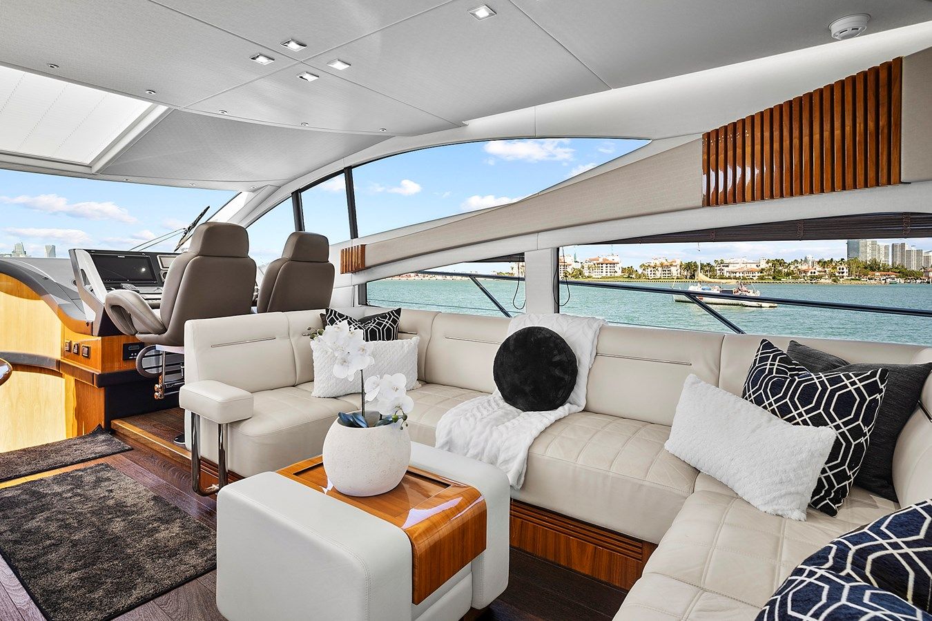 King 68 Sport Yacht price