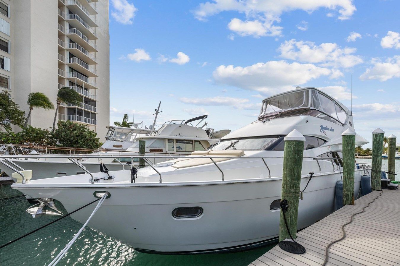 best yacht sales deals Yasmine Ann - Marquis