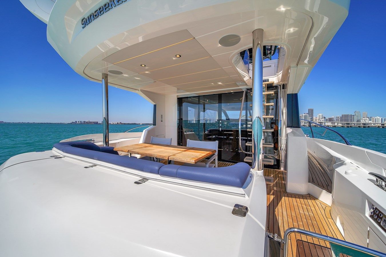 68 MANHATTAN - Sunseeker price