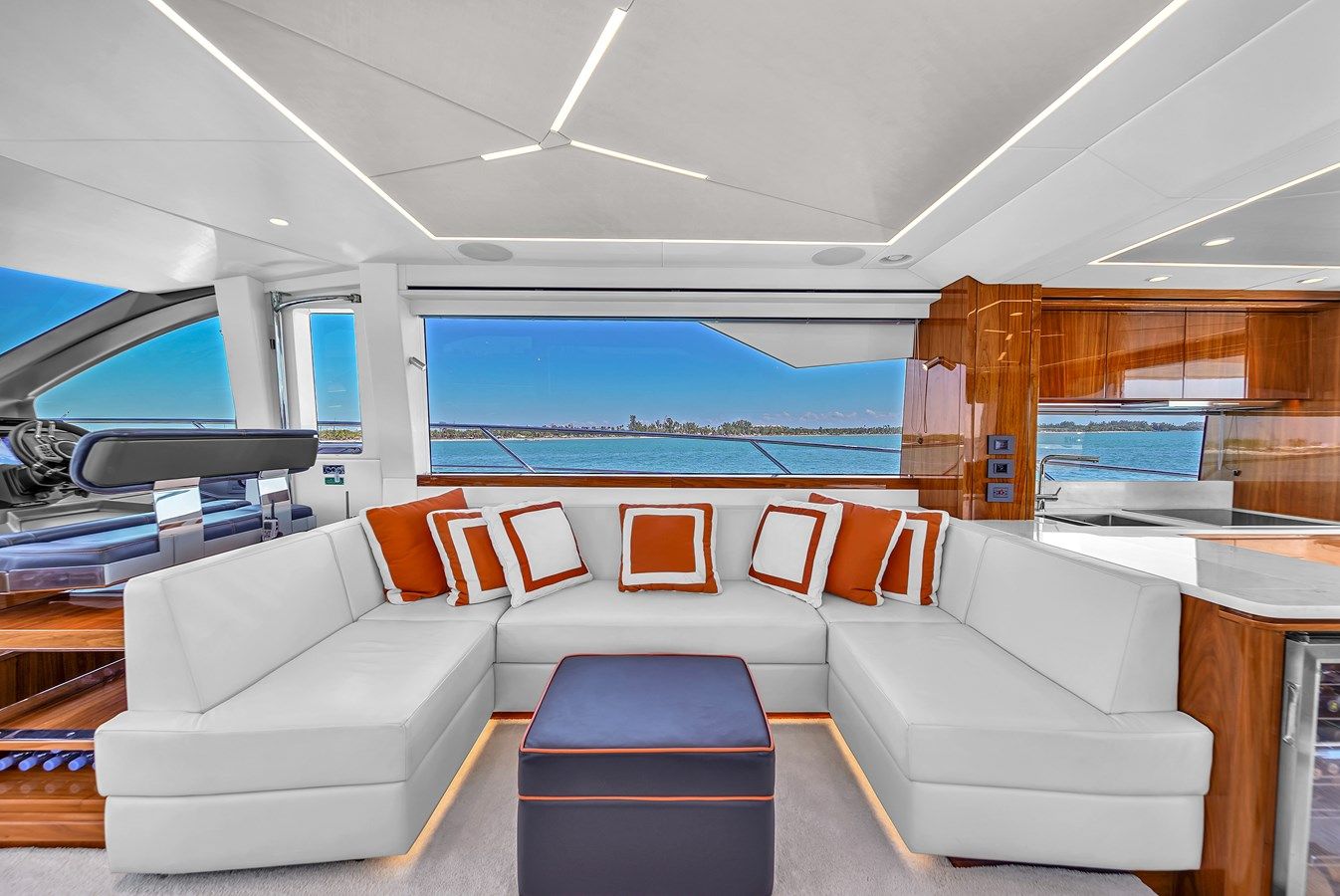 68 MANHATTAN 68 yacht sale