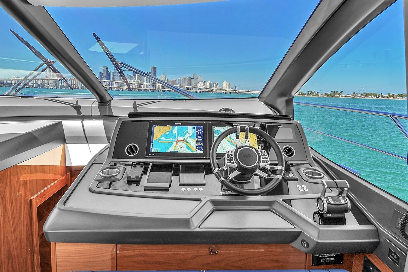 best yacht sales deals 68 MANHATTAN - Sunseeker