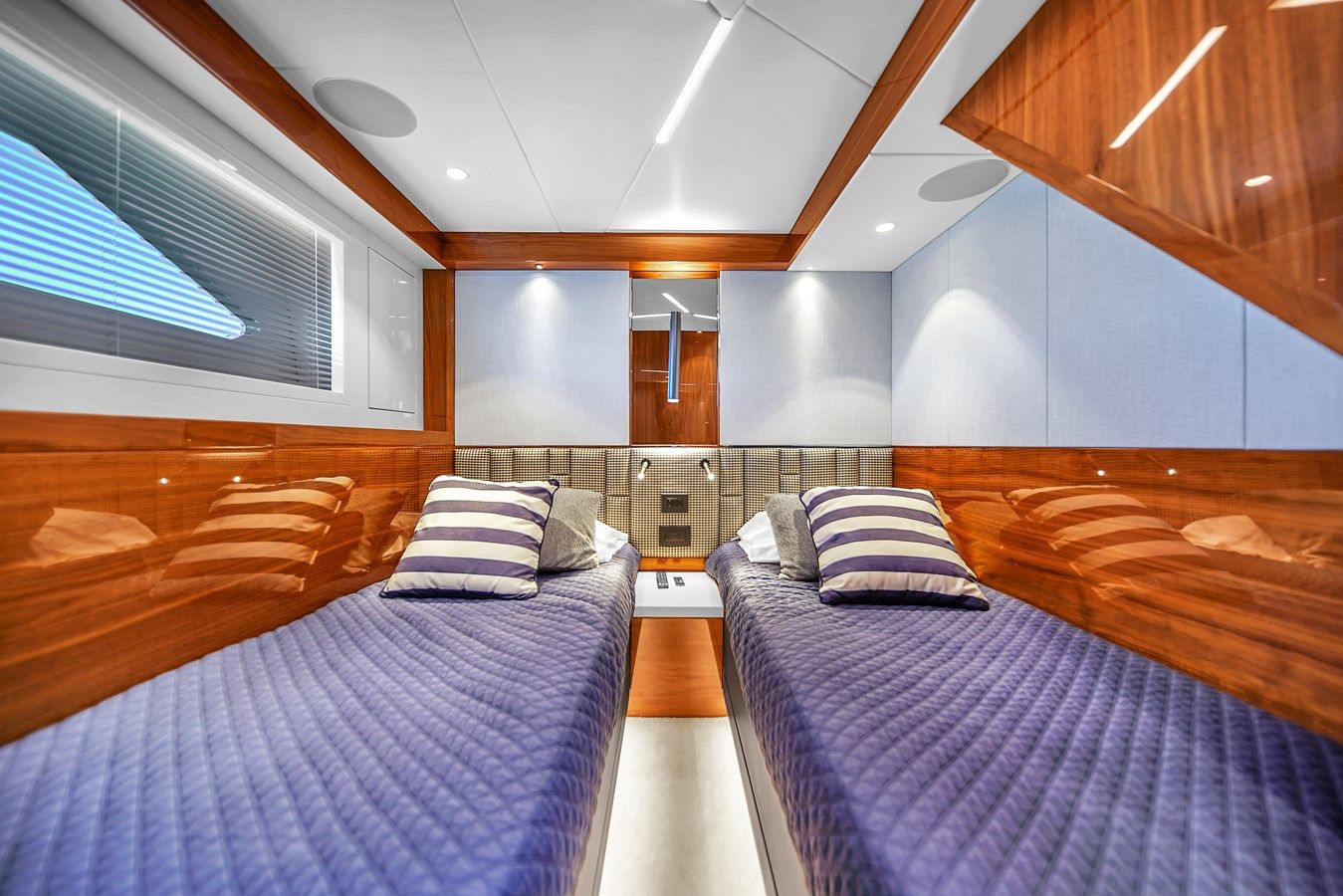 best yacht sales deals 68 MANHATTAN - Sunseeker