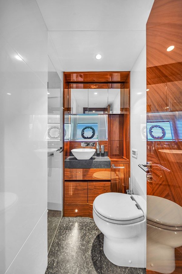 the best price on 68 MANHATTAN - Sunseeker