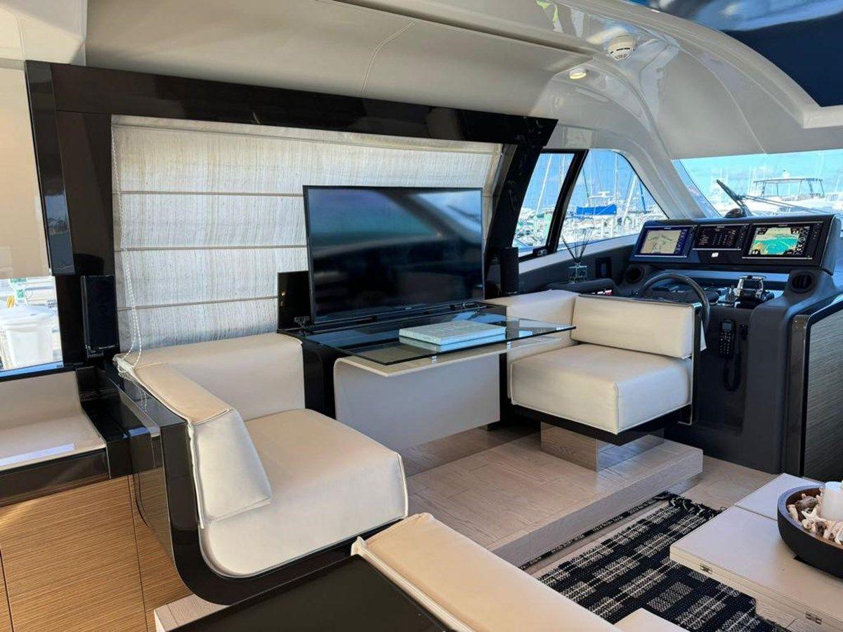 - - Ferretti Yachts yacht sale