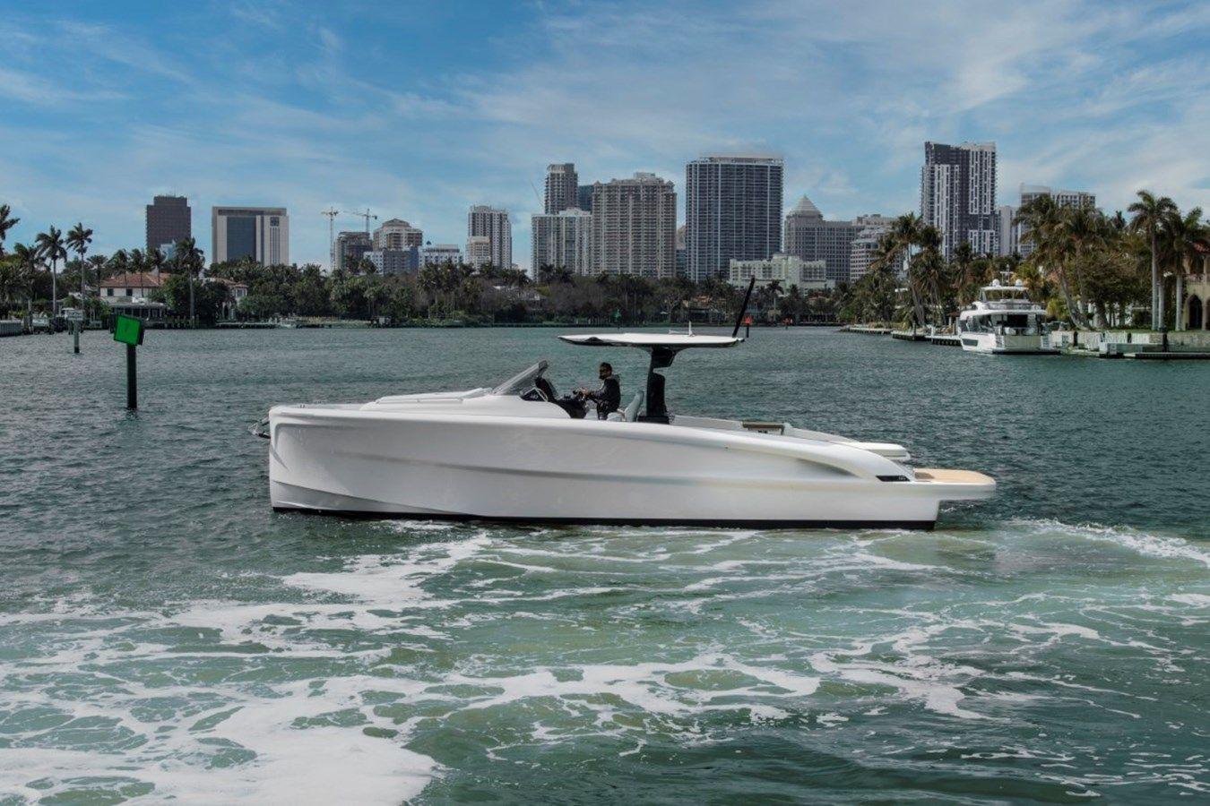 024 NEW 40 OPEN SOLARIS POWER - SOLARIS YACHTS yacht sale