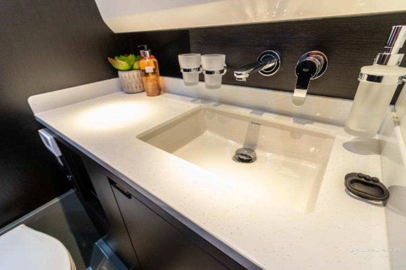 Стоимость яхты 2022 Windy SR44 SX  SR44 SX