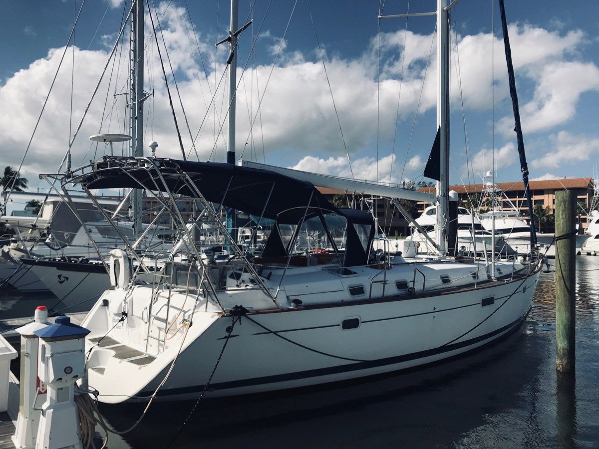 Buy a yacht EMERALD First 42s7