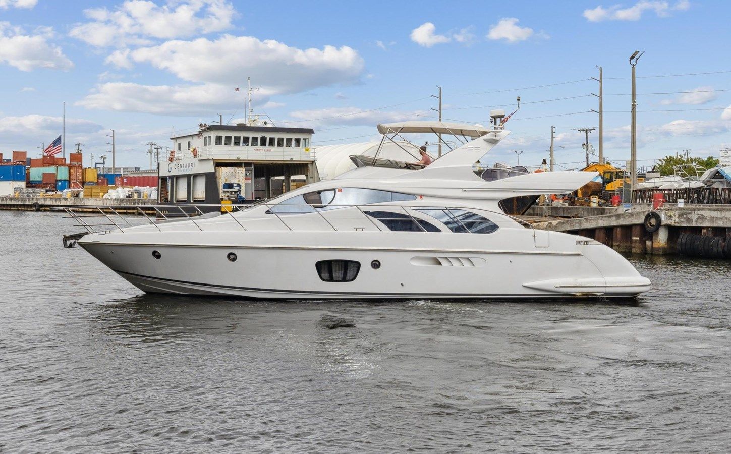 Купить яхту Susi - Azimut Yachts в Shestakov Yacht Sales