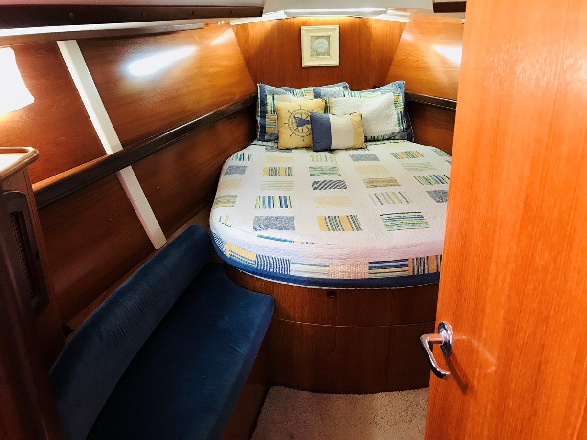 Купить EXFIL - Beneteau