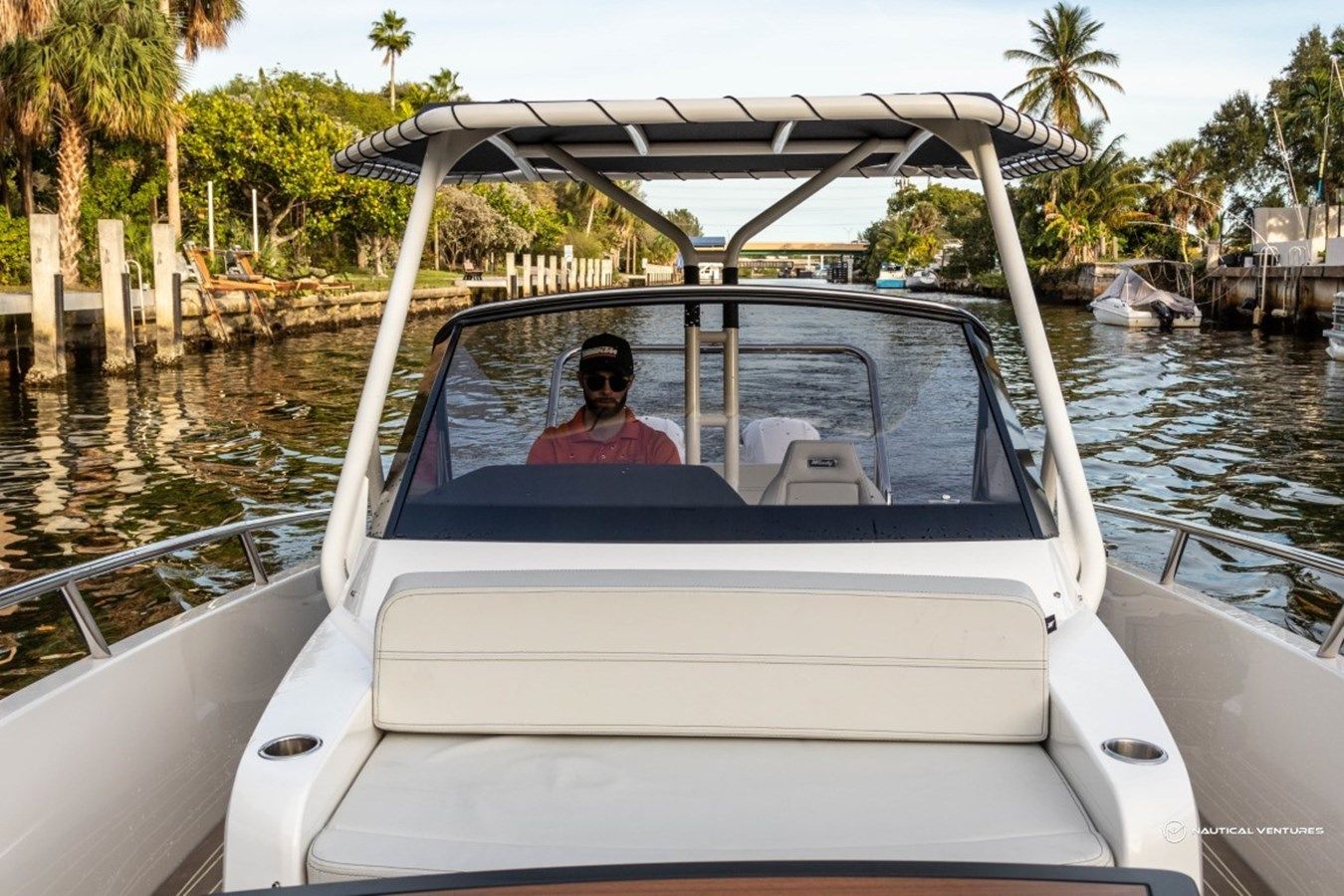 Стоимость яхты 2023 NEW SR28 CC WINDY