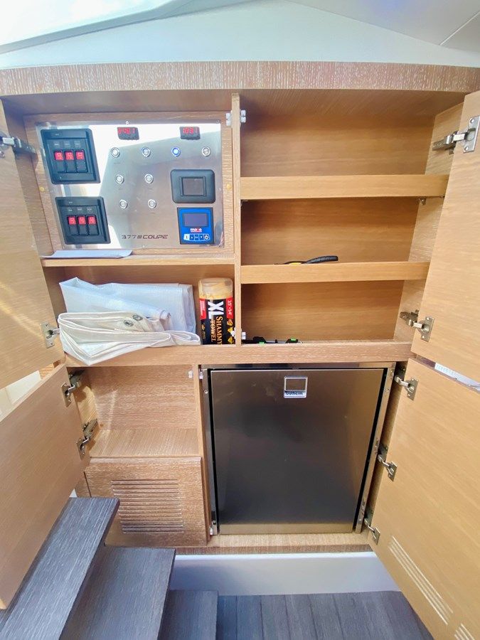 - - Astondoa yacht sale