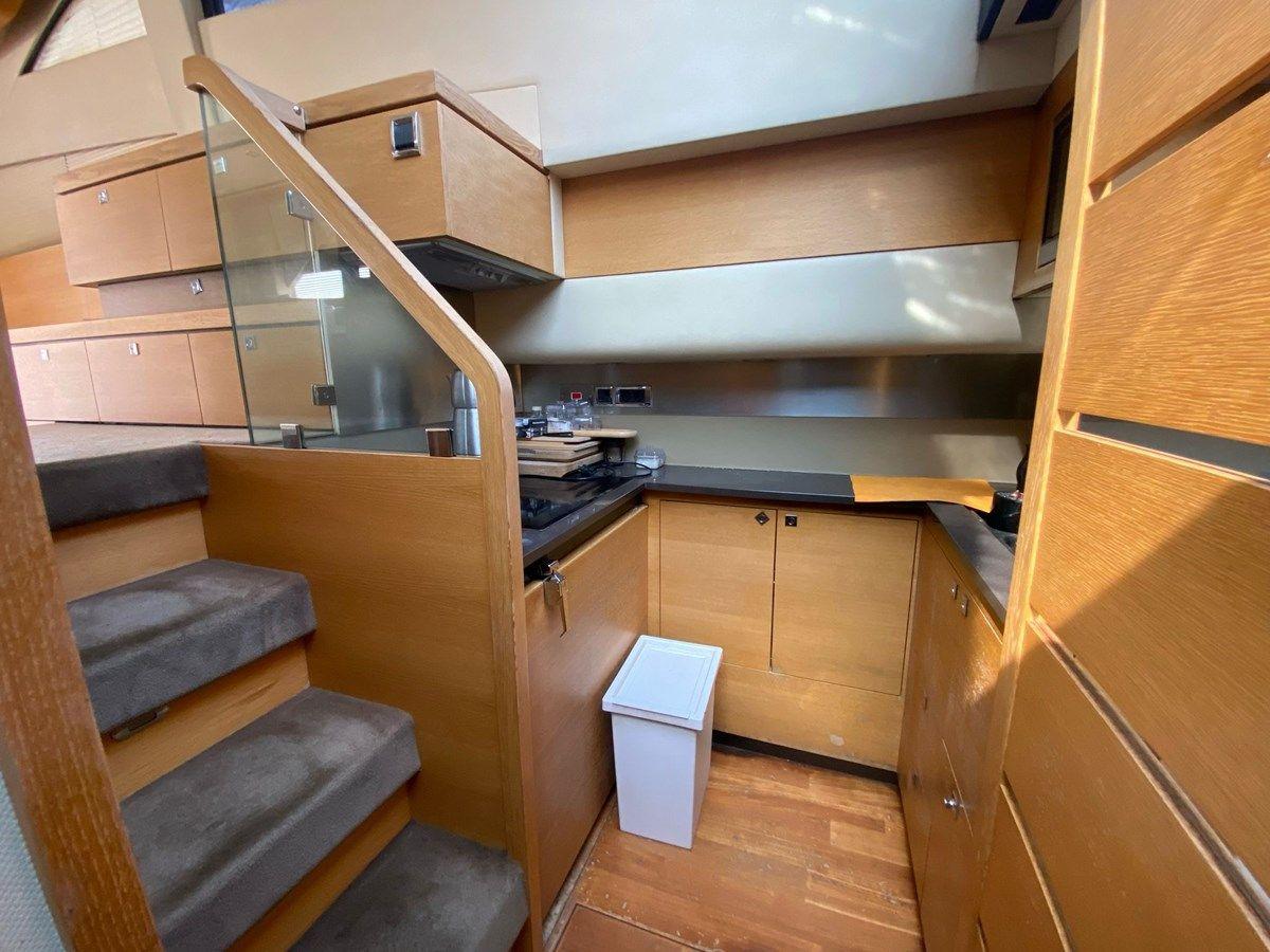 Продажа яхты FAIRLINE PHANTOM - Fairline