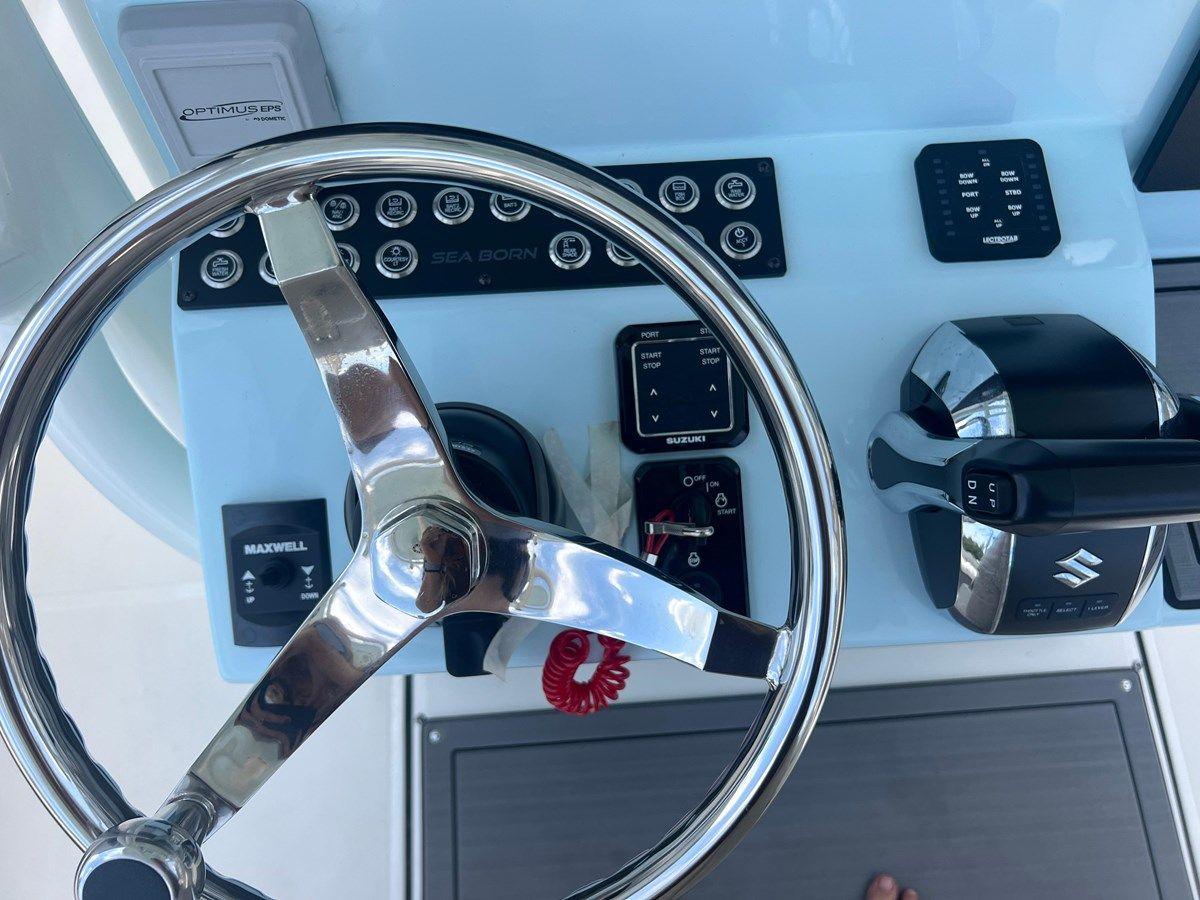 2023 Sea Born LX26 Center Console - SEA BORN