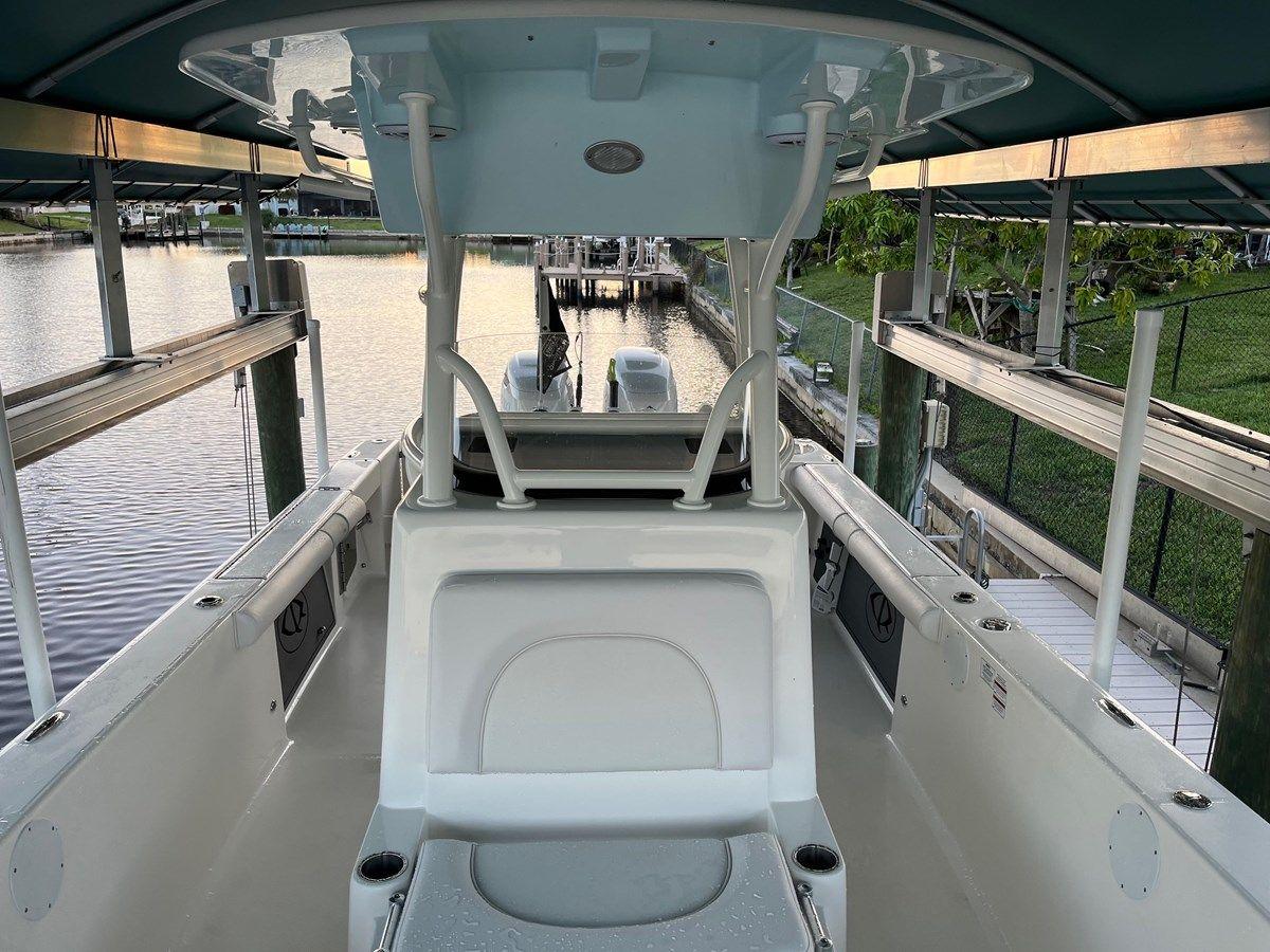 Купить яхту 2023 Sea Born LX26 Center Console 28 в Shestakov Yacht Sales