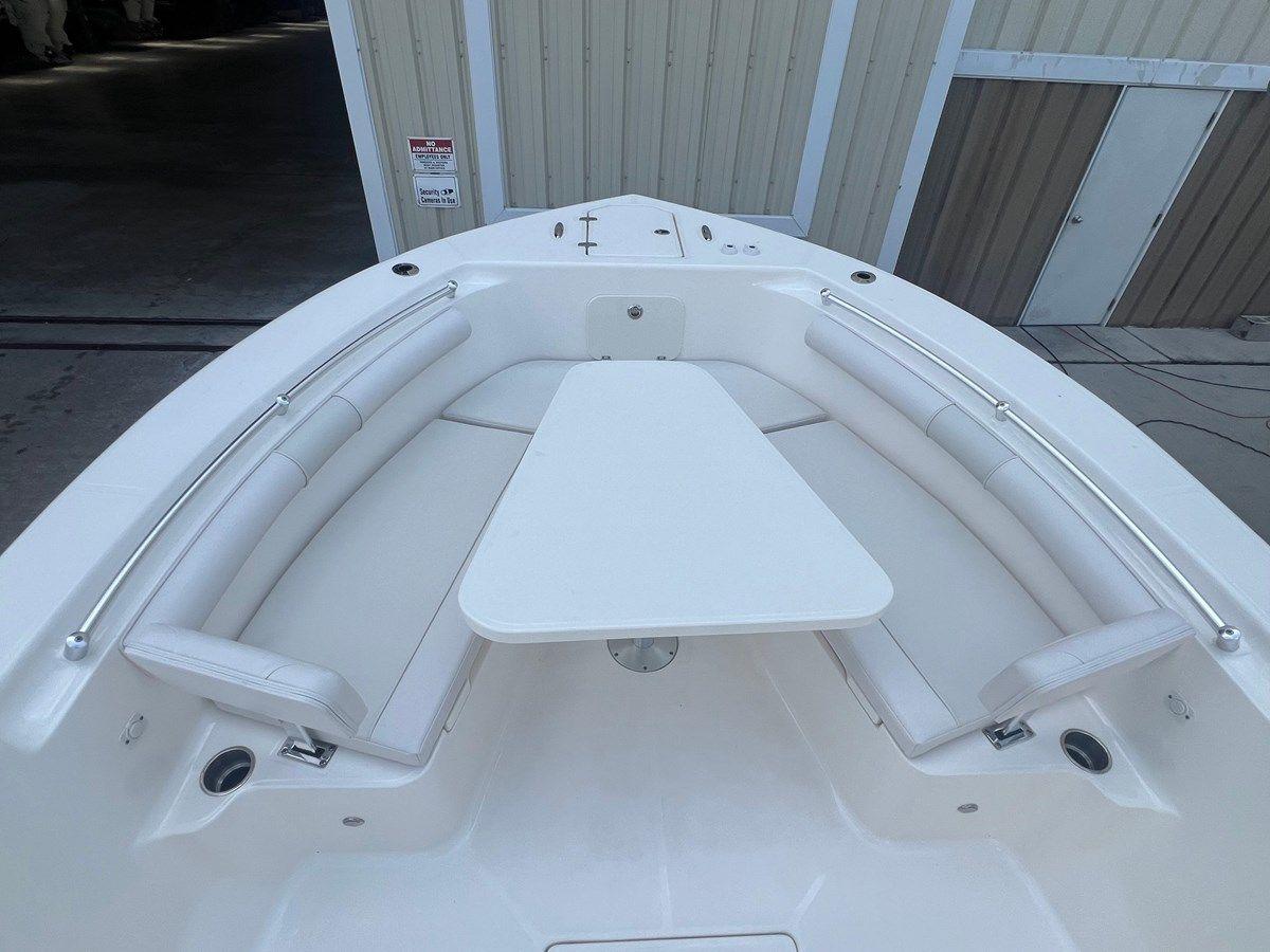 Стоимость яхты 2023 Sea Born LX26 Center Console - SEA BORN