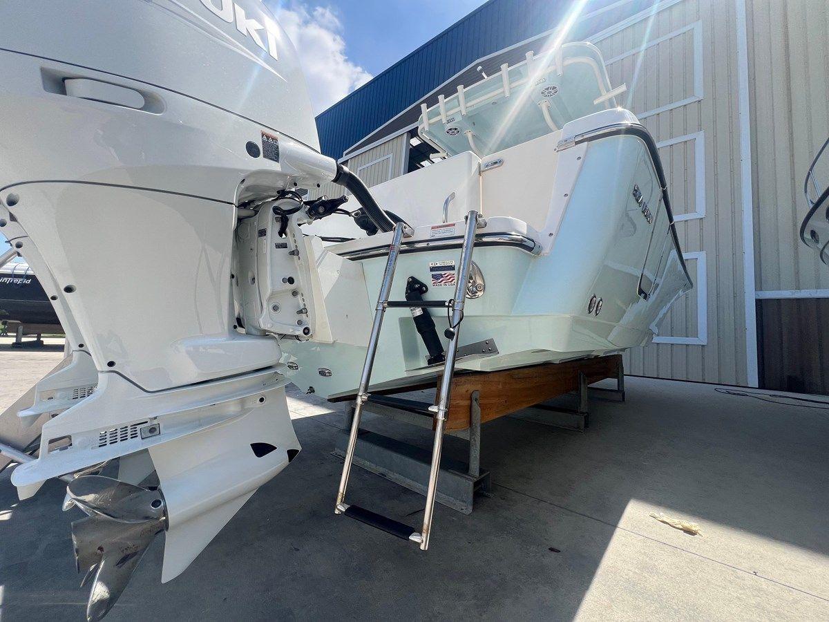 Лучшие предложения покупки яхты 2023 Sea Born LX26 Center Console LX26