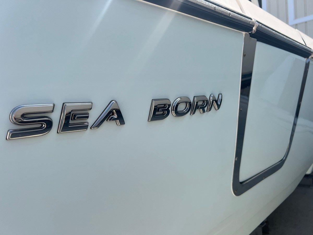 2023 Sea Born LX26 Center Console
