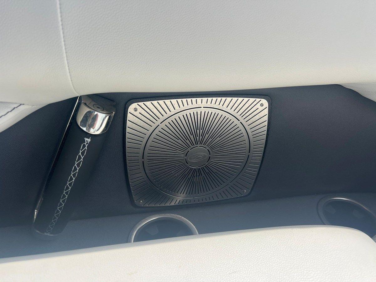 Стоимость яхты 2022 Barletta Corsa 25UC - BARLETTA