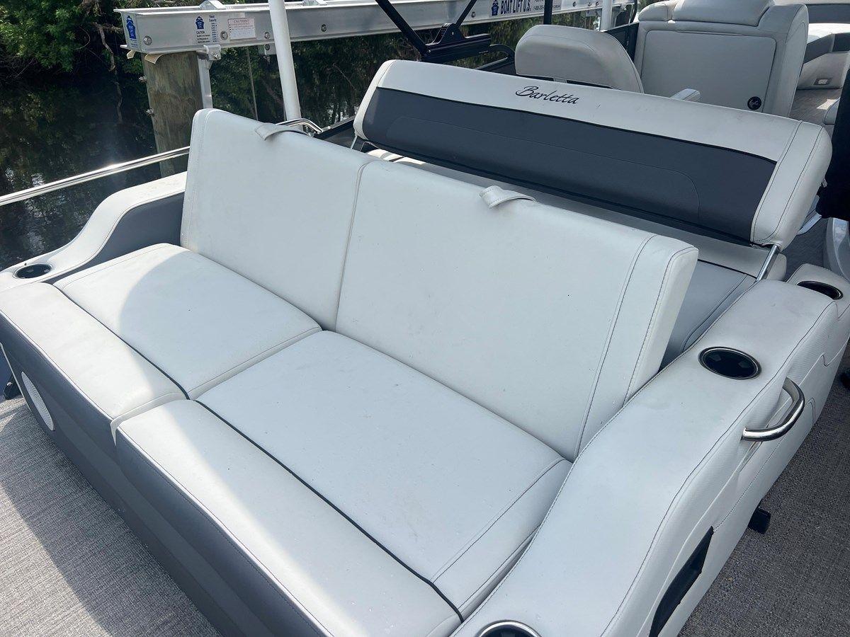 Купить яхту 2022 Barletta Corsa 25UC 27 в Shestakov Yacht Sales