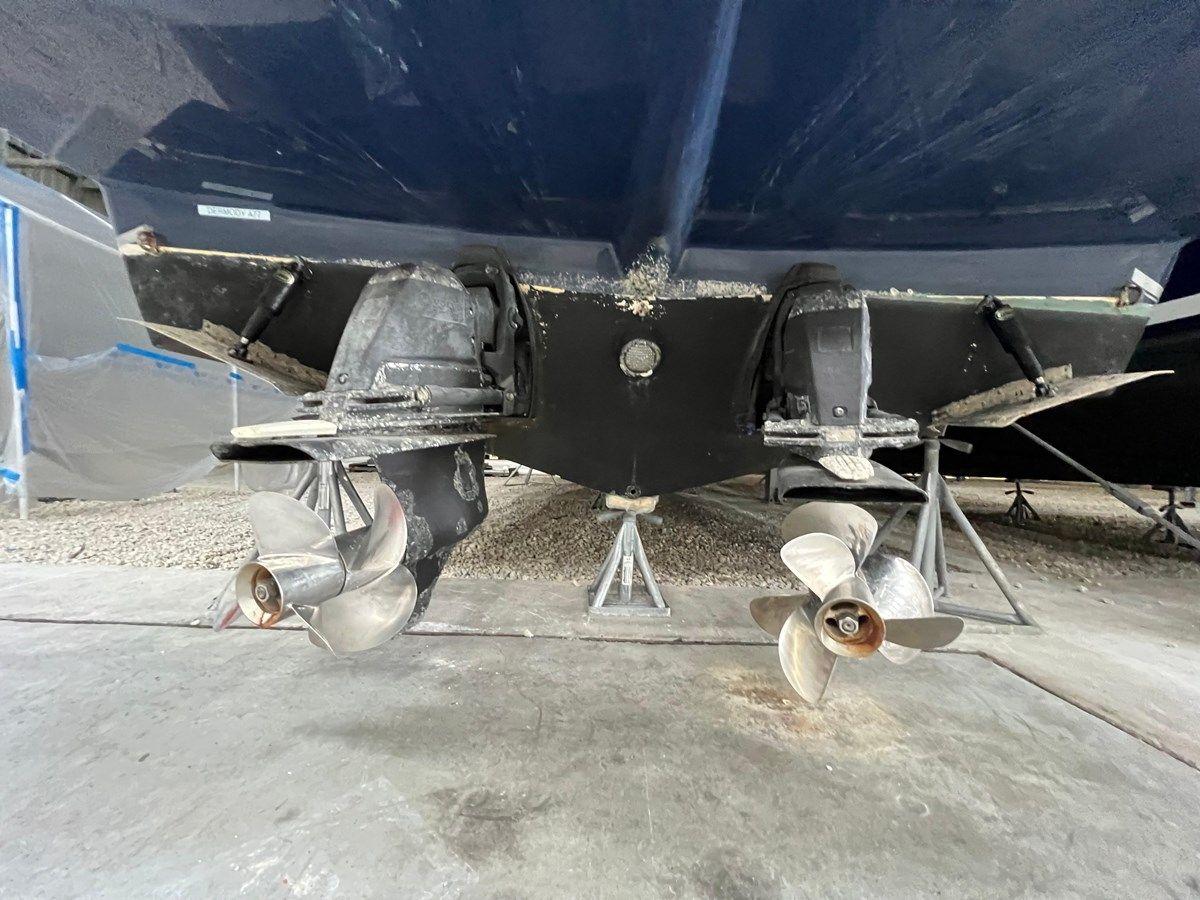 Продажа яхты 2008 Rinker 350 Express Cruiser