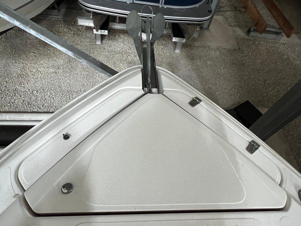 Купить яхту 2008 Rinker 350 Express Cruiser 350 Express Cruiser в Shestakov Yacht Sales