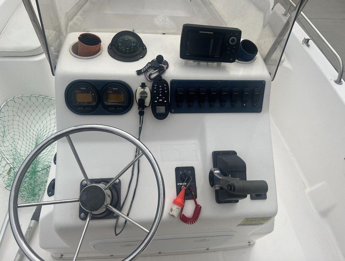 2002 Cobia 211 Bay Boat 211 BAY BOAT price