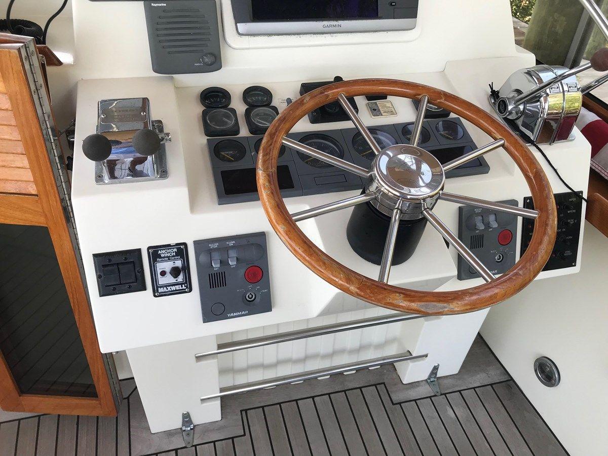 the best price on 1999 Little Harbor 38 Whisper Jet