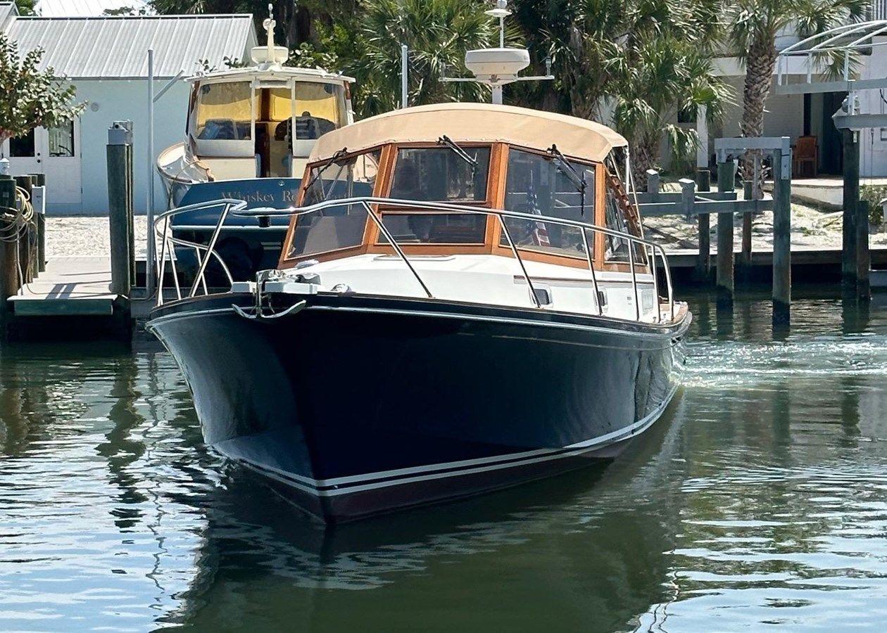 Buy a yacht 1999 Little Harbor 38 Whisper Jet 38 Whisper Jet