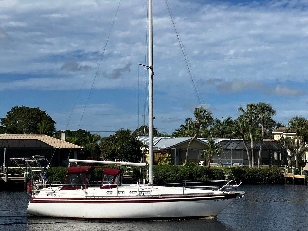 Купить яхту 1985 Scanmar Cockpit Sloop 1985 в Shestakov Yacht Sales