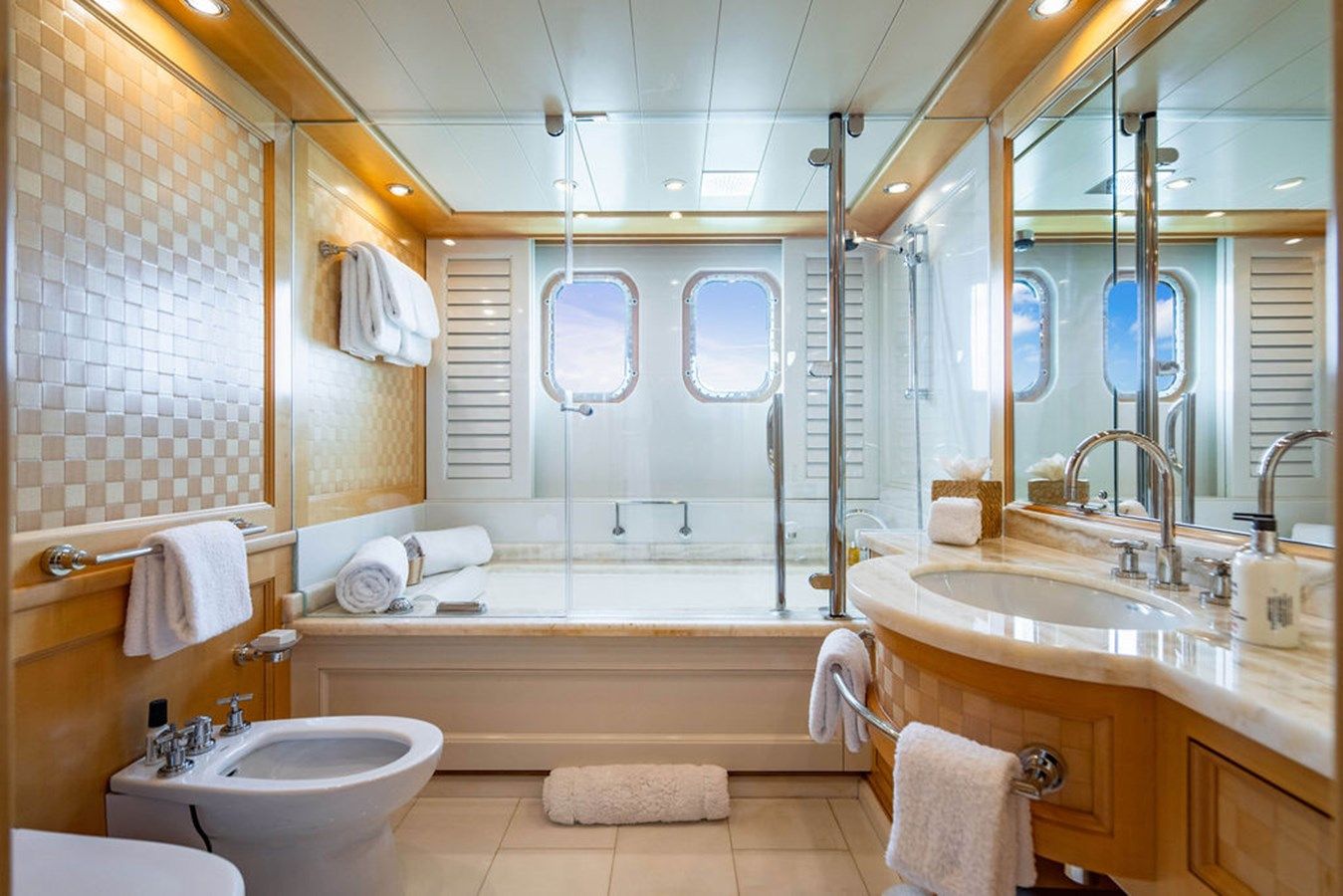 Buy a NITA K II 2004 at Shestakov Yacht Sales