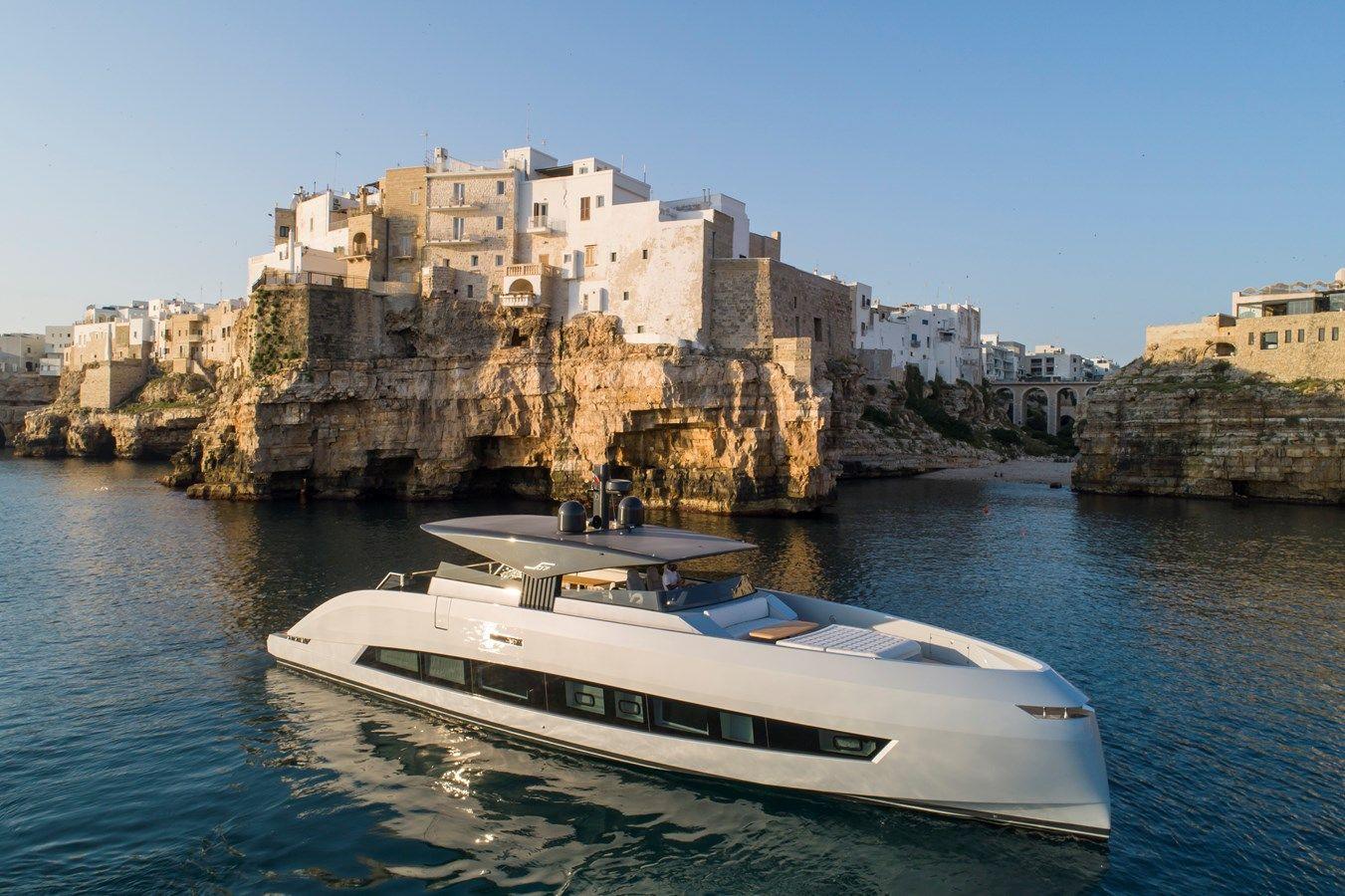 Лучшая цена на MANDAYACHT S07 SPIDER - MANDA YACHTS