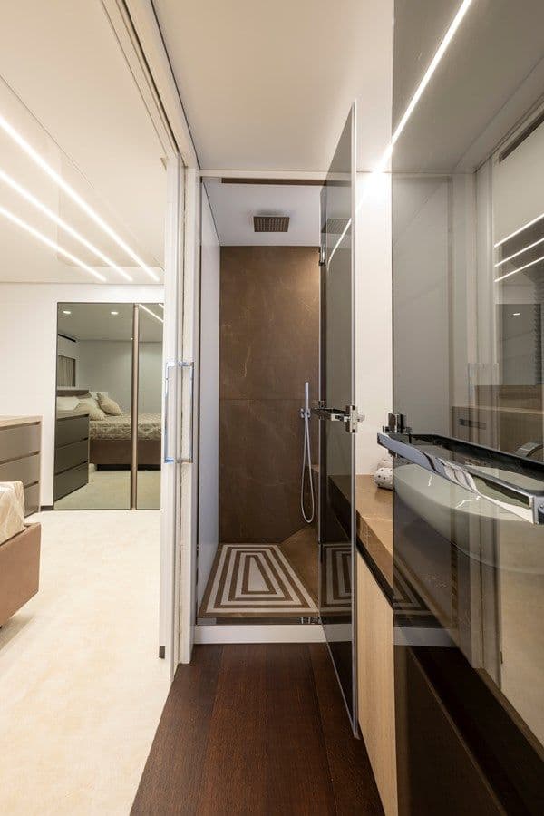 Лучшая цена на MANDAYACHT S07 SPIDER 70