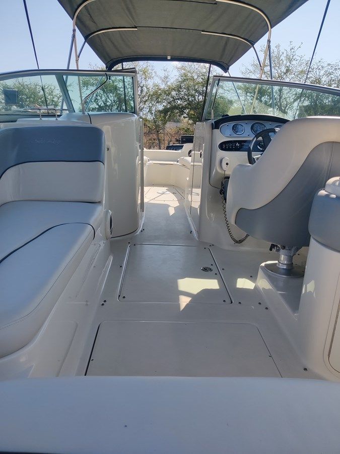 the best price on 2008 Sea Ray 240 Sundeck @ Tequesquitengo