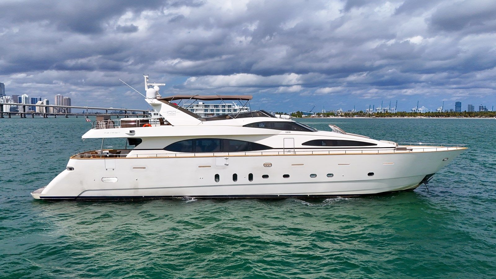 Buy a AZIMUT 100 - Azimut Yachts at Shestakov Yacht Sales