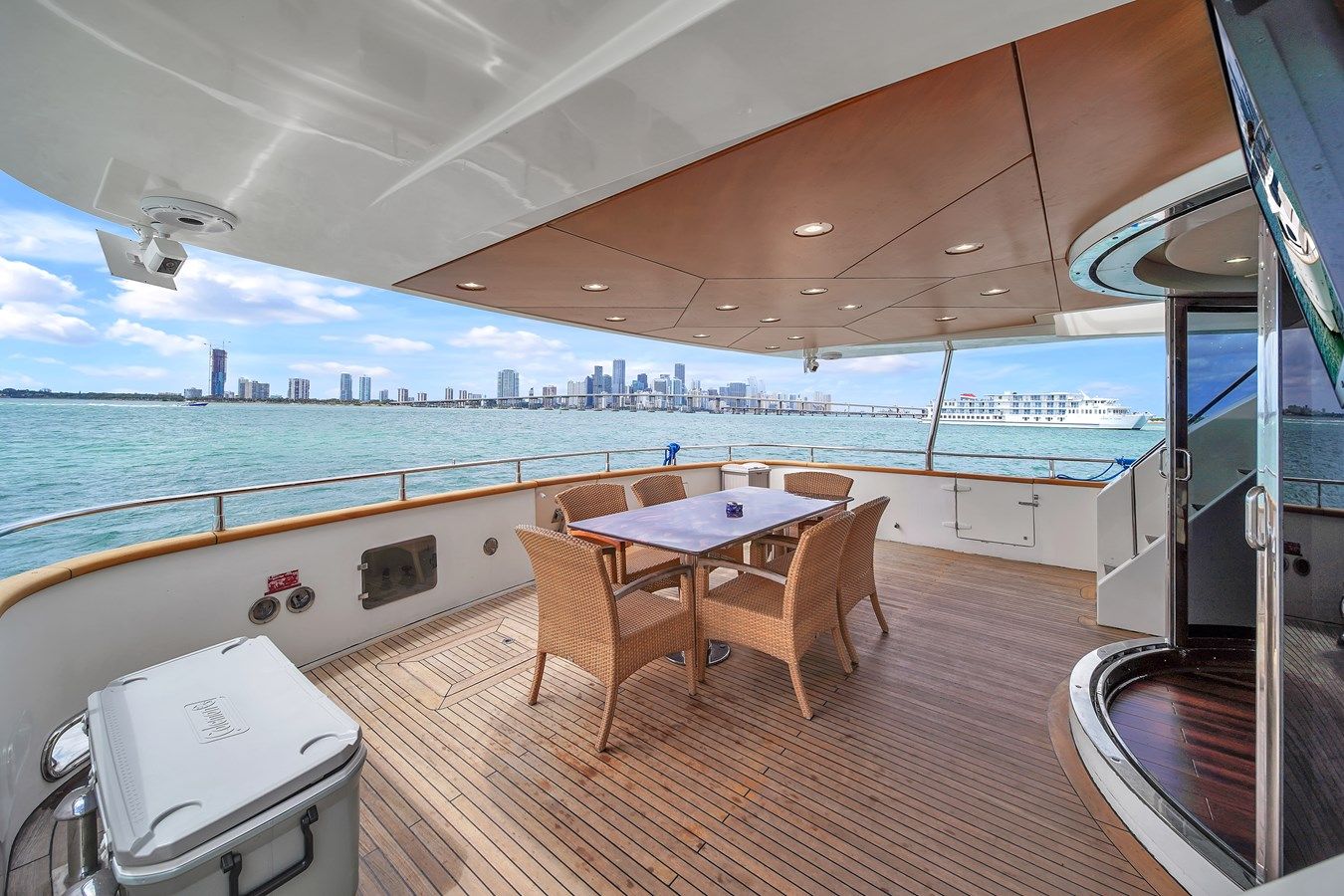 AZIMUT 100 price