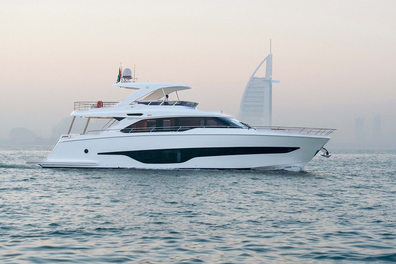 Купить яхту Majesty 72 в Shestakov Yacht Sales