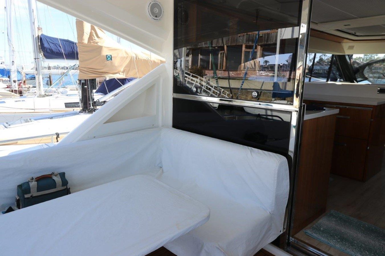 Стоимость яхты RIVIERA 2020 6000 Sport Yacht