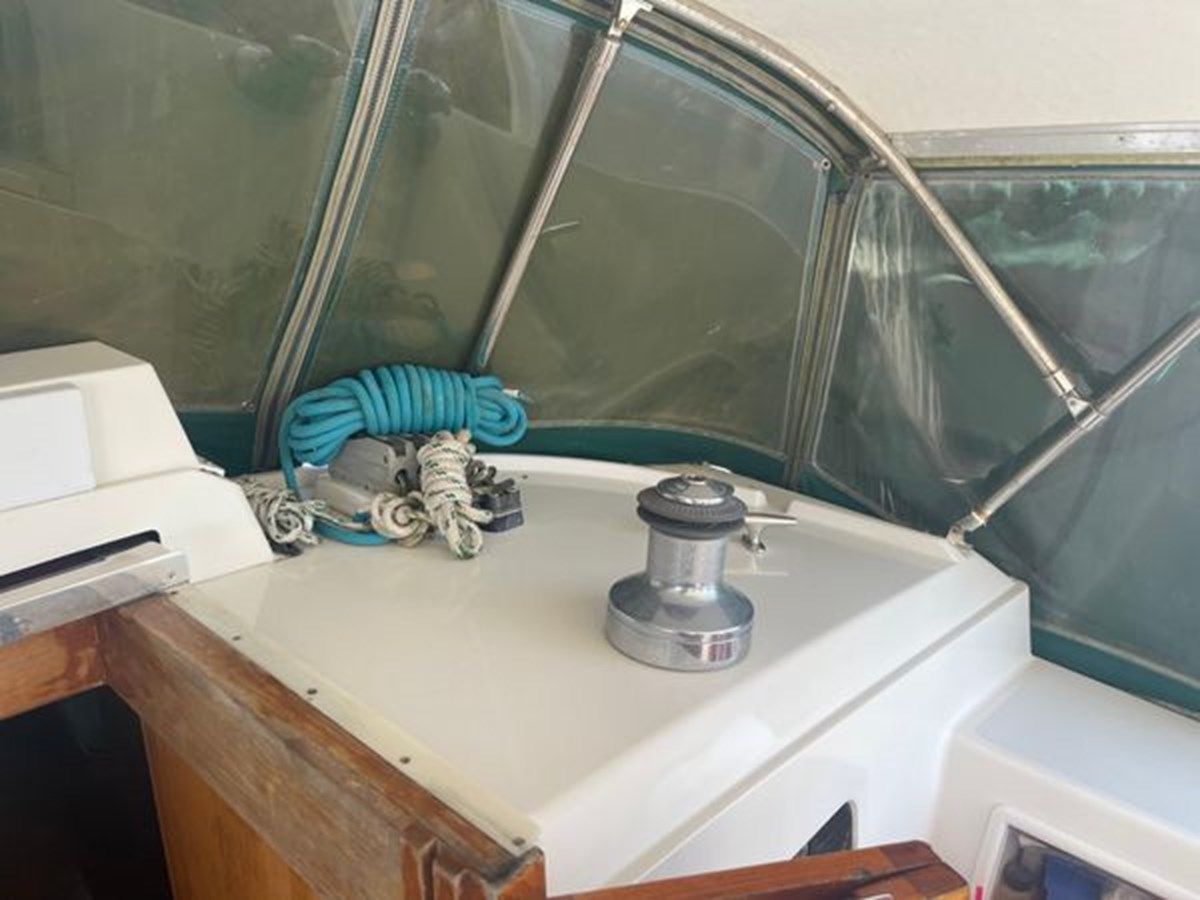 best yacht sales deals Emerald 1995