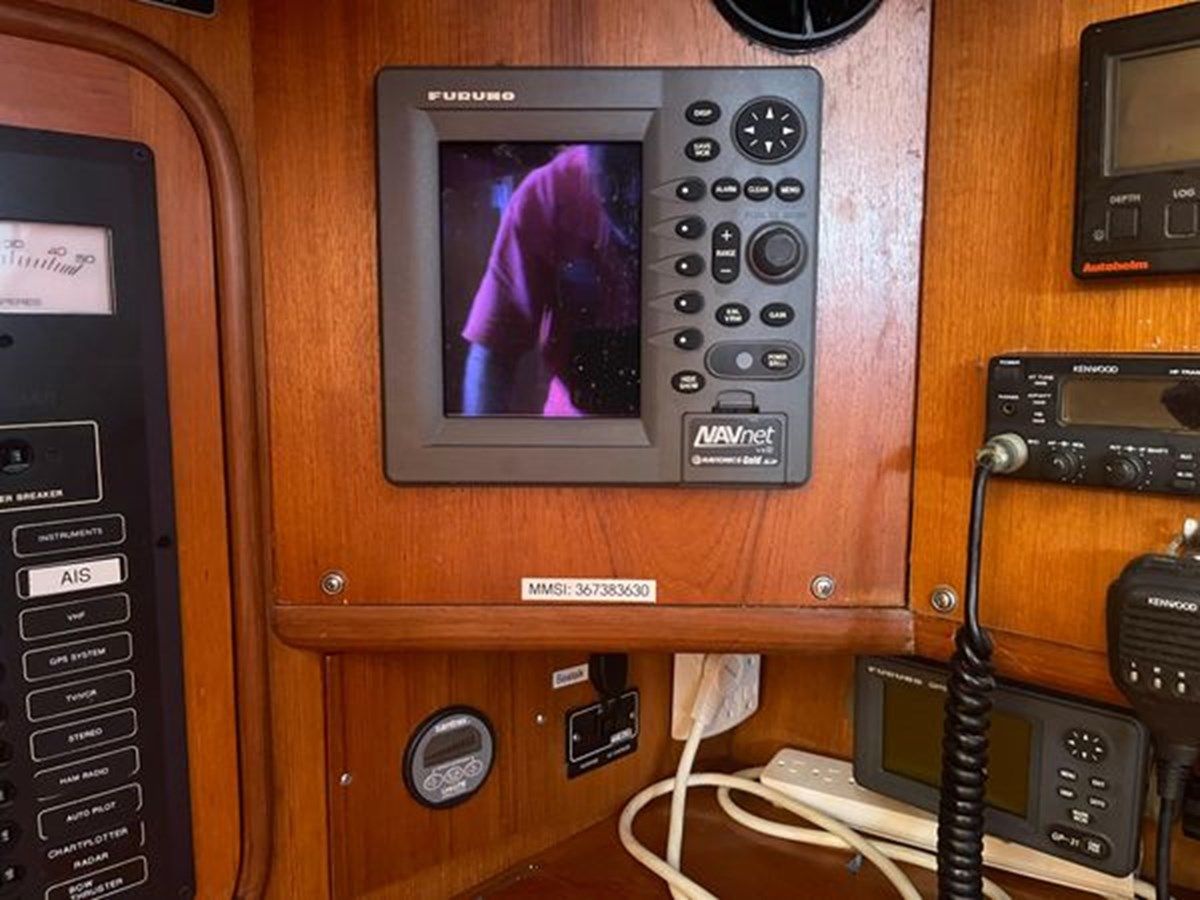 Buy a yacht Emerald 47