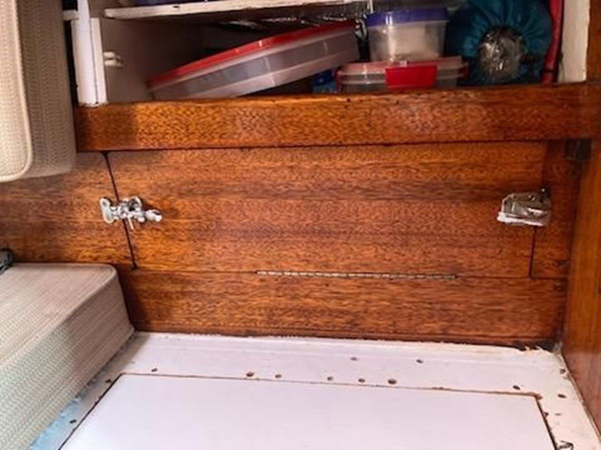 Buy a yacht 1969 Spencer 44 CC