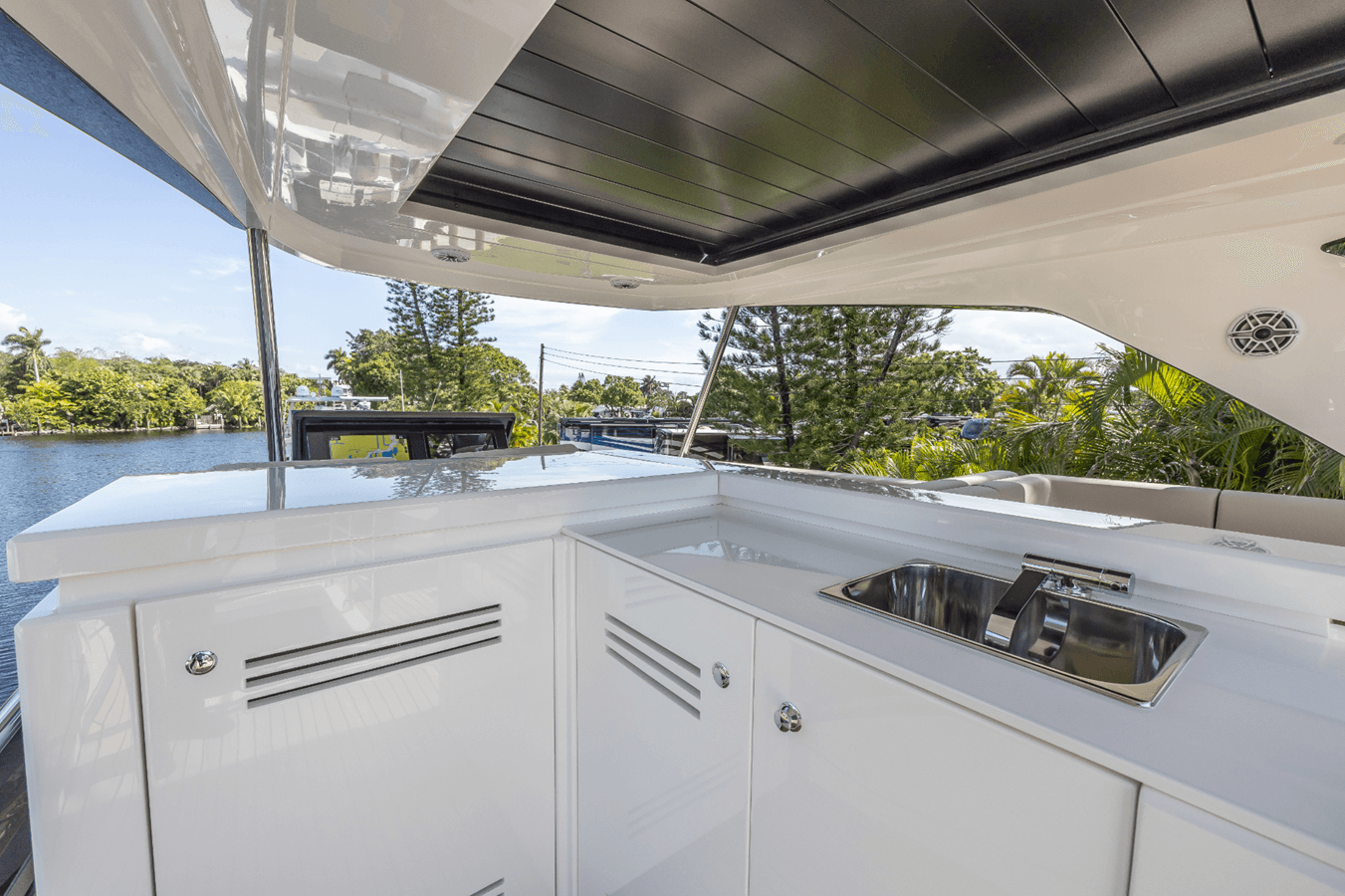 Продажа яхты 2024 Astondoa 66 Flybridge 66