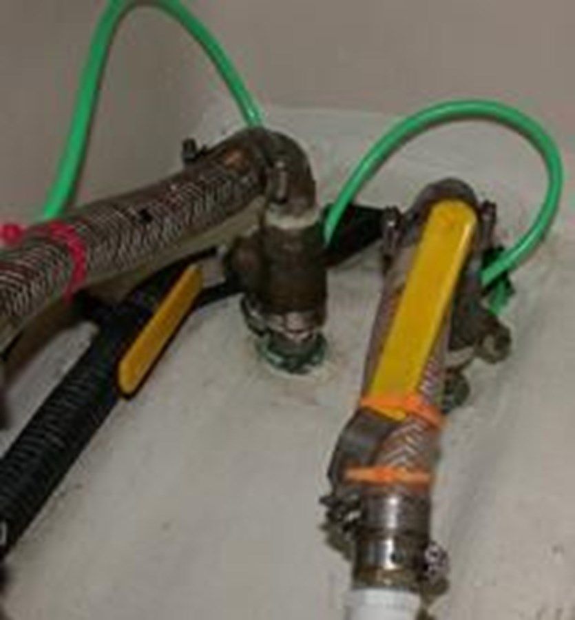 the best price on 2000 Beneteau Oceanis 461 46