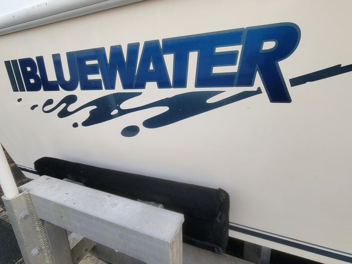 2013 Bluewater Sportfishing 2550 2550 price