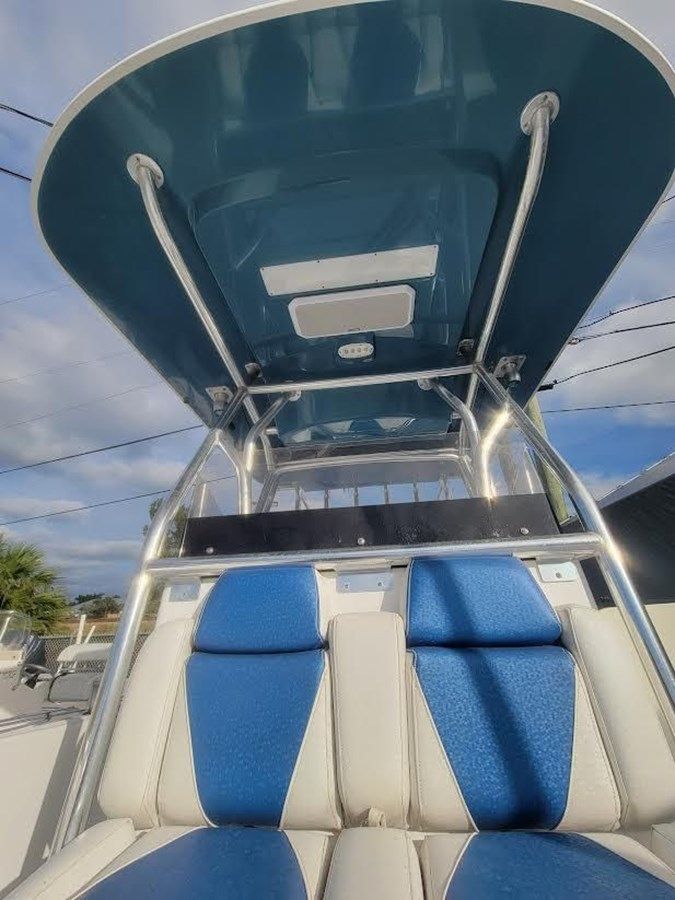 the best price on 2013 Bluewater Sportfishing 2550