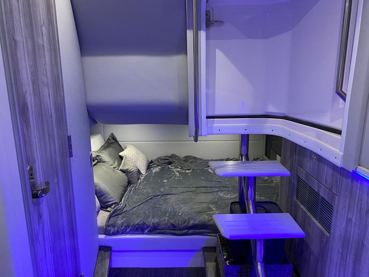 Four Play - THUNDERBIRDFORMULA yacht sale