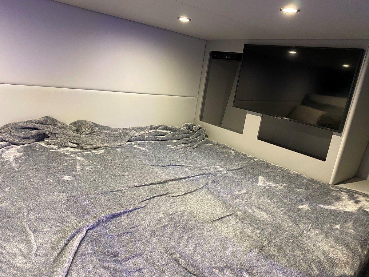 Buy a yacht Four Play 380SSC