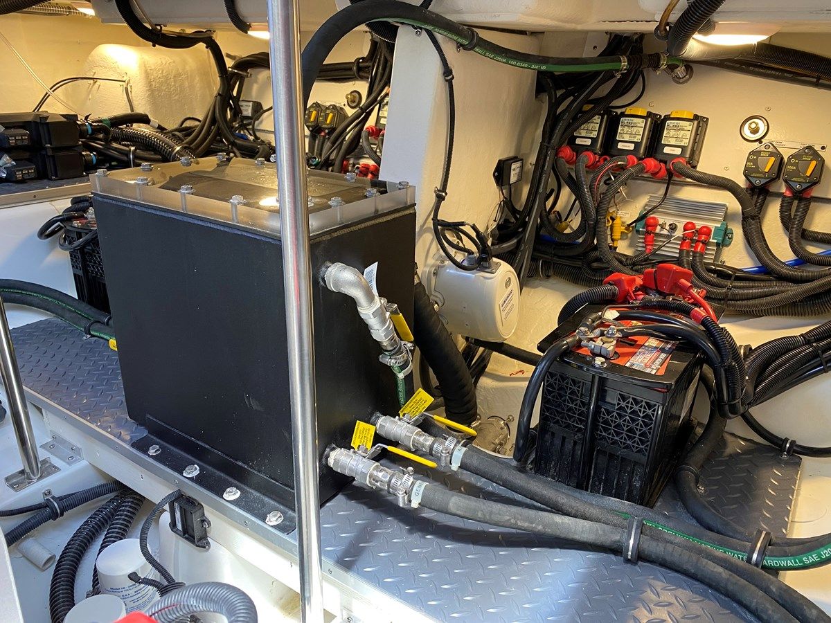 the best price on Four Play - THUNDERBIRDFORMULA