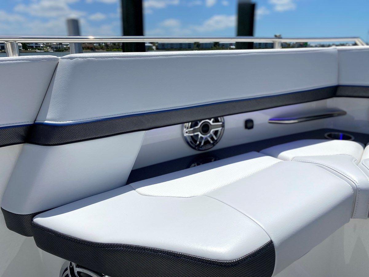 best yacht sales deals Four Play - THUNDERBIRDFORMULA