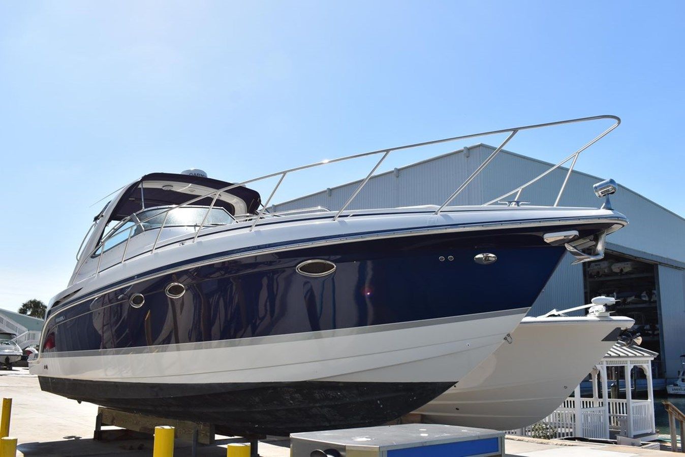 Buy a yacht Commission Based 2005